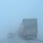 erzincanda bazi bolgelerde tir gecisine izin verilmiyor tendurekte trafik durdu c2944e116ef3