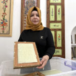 geleneksel el sanati edirnekariyi kendi urettigi kagitlara isliyor 496cf85a332b