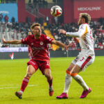 Galatasaray, Antalyaspor'u Dışarıda 4-1 Yenmeyi Başardı 2 hesapcom antalyaspor galatasaray 1 4 fef9f3c40591