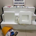 Edremit'te İnşaat İşçisi Görünümündeki Şüpheli, 3 Kilogram Metamfetaminle Yakalandı 1 insaat iscisi gorunumlu uyusturucu saticisina tutuklama cccd10a57dde