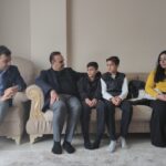 istanbul bagcilarda yerde bulduklari altini sahibine teslim eden iki cocuga bakan kacirdan ziyaret 5ac009e524e2