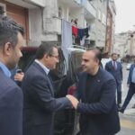 istanbul bagcilarda yerde bulduklari altini sahibine teslim eden iki cocuga bakan kacirdan ziyaret 842506dfa6c5