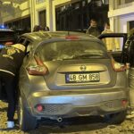 Beşiktaş'ta Yüksek Sesle Müzik Açan Sürücülere 1,5 Milyon Lira Ceza Uygulandı 5 istanbul besiktasta yuksek sesli muzik acan surucu polise yakalandi 14 gunde 15 milyon lira ceza kesildi e3c8bdf017d3