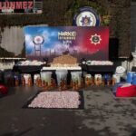 İstanbul'da Uyuşturucu Operasyonları: 1 Tonun Üzerinde Uyuşturucu ve 26 Gözaltı! 4 istanbul istanbulda operasyonla ele gecirilen 1 ton 144 kilo 396 gram uyusturucu emniyette sergilendi 4f63d8b8dc91