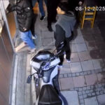 Kağıthane'de Borç Tartışması Baltalı Saldırıya Dönüştü, İş Yeri Zarar Gördü 1 istanbul kagithanede baltayla kuaforu basip klimayi patlatti beni oldurecegini soyledi c572c0b925b1