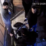 Kağıthane'de Borç Tartışması Baltalı Saldırıya Dönüştü, İş Yeri Zarar Gördü 8 istanbul kagithanede baltayla kuaforu basip klimayi patlatti beni oldurecegini soyledi f6b7f08a5c29