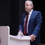 İstanbul Kent Üniversitesi'nde Beyaz Önlük Giyme Töreni Gerçekleştirildi 2 istanbul kent universitesi eczacilik fakultesinde beyaz onluk toreni duzenlendi 27ce9388c18c