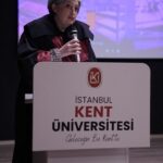 İstanbul Kent Üniversitesi'nde Beyaz Önlük Giyme Töreni Gerçekleştirildi 4 istanbul kent universitesi eczacilik fakultesinde beyaz onluk toreni duzenlendi af09abe9c20a