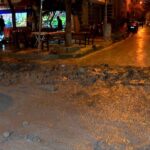 Küçükçekmece'de Yağış Sonrası Altyapı Çalışmalarında Çökme Yaşandı, Araçlar Çukura Düştü 6 istanbul kucukcekmecede yagisin ardindan coken yola 2 kisi ve 2 hafif ticari arac dustu 1c7c2c1d2026