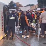 Maltepe'de Servis Minibüsü Devrildi, 3 Yaralı! 3 istanbul maltepe d 100de servis minibusu devrildi 3 yarali 2 ek goruntuyle 09bb9f5fecd9