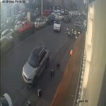 istanbul maltepede surucusunun fren yerine gaza bastigi otomobil baska araca carpti kaza kamerada 938ae145b040