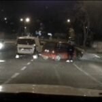 Pendik'te Hafif Ticari Araç, Dönüş Yapan Otomobile Çarptı ve Kaçtı 2 istanbul pendikte otomobile carpan hafif ticari aracin surucusu kacti kaza kamerada 8cf5841144a5