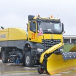 Sabiha Gökçen Havalimanı'nda Kış Hazırlıkları Tamamlandı: 72 Araç ve 125 Kişilik Ekip Mücadeleye Hazır 3 istanbul sabiha gokcen havalimaninda karla mucadele ekipleri hazirliklarini tamamladi 4af539090c7a