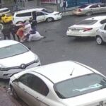 istanbul sultangazide hasarli trafik kazasinin yumruklu kavgaya donustugu anlar kamerada b1e3d01d3f47