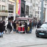 istanbul taksimde yilbasi hazirliklari fd668cd40a39