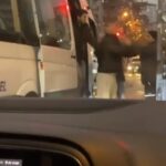 istanbul umraniyede servis soforunun kagit toplayan kisiye yumruklu saldirisi kamerada a2b6409f85ec