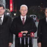 İstanbul Valisi Davut Gül'den yeni yıl denetimleri açıklaması: "50 bin 427 personelimizle güvenliğimizi sağlıyoruz" 4 istanbul vali gul 15 temmuz sehitler koprusunde denetimlere katildi suruculerin yeni yilini kutladi ada6c4a92ace