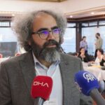 Dijital Oyunların Çocuklar Üzerindeki Etkileri ve Güvenli İçerik Üretimi Tartışıldı 3 istanbul yesilay bilim kurulu baskani senturk cocuklarimizin dijital oyun oynarken bagimli hale gelmelerini onleyici politika gelistirmeye calisiyoruz ed8016d78250