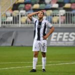 Altay, İzmir Çoruhlu FK'yı Son Dakikada Yenen Golle Geçti! 16 izmir coruhlu fk altay 0 1 2c63c072252a