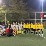 kadin futbolunda dostluk bulusmasi 192d83c96e84