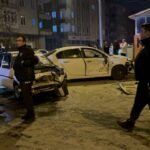 kayseride 2 otomobilin carpismasi sonucu 2si yaya 4 kisi yaralandi kizinin yaralandigini duyan baba tepki gosterdi b0538538ba14