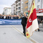 Mevlana'nın 752. Vuslat Yıl Dönümü Anma Törenleri Karaman'da Başladı 3 mevlanayi anma torenleri karamandaki yuruyusle basladi 1254c30a0321