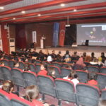 milli tenisci ipek soylu sirnakta ogrencilerle bulustu 9fccd5b6d385