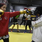 Bitlisli Kardeşler, Muay Thai ve Kick Boks Alanında Dünya ve Avrupa Dereceleri Elde Ederek Başarılarına Devam Ediyor 8 muay thai ve kick boks sporcusu kiz kardesler yeni sampiyonluklara hazirlaniyor f6fcba6e7661