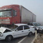 tir kirmizi isikta duran 4 araca carpti 3fd276f9eb03