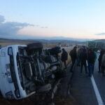 Buzlanma nedeniyle Erciş'te zincirleme kaza: 1 çocuk dahil 5 yaralı! 8 vanda 6 arac zincirleme kazaya karisti 5 yarali 9a1c264b3018