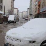 Van'da Kar Yağışı Nedeniyle 90 Yerleşim Yeri ile Ulaşım Kesildi, Ekipler Çalışmalara Başladı 2 vanda kar yagisi nedeniyle 90 yerlesim yeri ulasima kapandi 68b019750b50