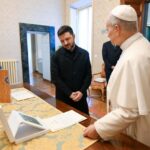 zelenskiy papa 14uncu leo ile bir araya geldi 9d897b60c611