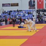 Zonguldak'ta 9. Uluslararası Madenci Kupası Judo Turnuvası Gerçekleşti 2 zonguldaktaki uluslararasi madenci kupasi judo turnuvasi sona erdi 7a57149f7fad