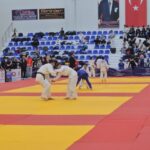 Zonguldak'ta 9. Uluslararası Madenci Kupası Judo Turnuvası Gerçekleşti 1 zonguldaktaki uluslararasi madenci kupasi judo turnuvasi sona erdi bf5470e0f95e