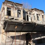 adanada tarihi binanin catisi coktu esnaf onlem alinmasini istedi a0daedf0063d