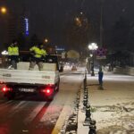 Ankara gece saatlerinde etkili olan kar yağışıyla beyaza büründü 2 ankarada yeni yilin ilk gununde kar yagisi etkili oldu 3adff4069c4f