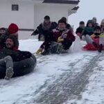 artvinde cocuklar karin keyfini cikardilar 0f809e01c271