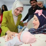 bakan goktas yilin son gunu dogan bebekleri ziyaret etti 8464faa89352