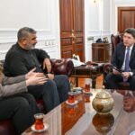 bakan tunc rojin kabaisin babasi ile gorustu a3e24e43f540