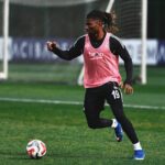 besiktasta yasin ozcan ilk antrenmanina cikti 734d9a7b8cd9