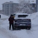 bitliste kardan 229 yerlesim yerinin yolu kapandi 12f1e279f416