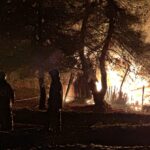 bursada ahsap ev yangin 2 kisi dumandan etkilendi 1b6dd83716e3