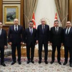cumhurbaskani erdogan ozbekistan heyetini kabul etti d7ea38736bd2