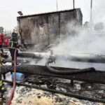 egilde cikarilan petrolun borularla aktarildigi istasyondaki yangin sonduruldu b9e1eb1924dc