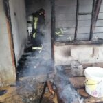 Kadirli'de Yangında 75 Yaşındaki Kadın Hayatını Kaybetti 1 evde cikan yanginda oldu 55c07de4e113