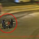 eylem icin lastik yakan gruba kadinlar engel oldu o anlar kamerada 2a688ff279f3