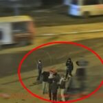 eylem icin lastik yakan gruba kadinlar engel oldu o anlar kamerada 38c1f0a47c40