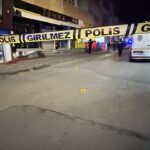 gebzede restorana aractan silahli saldiri 2 yarali ee25c48c7189