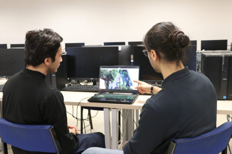 Hacettepe Üniversitesi Öğrencileri, Yapay Zeka Destekli Dron Projesiyle ‘En Gelişime Açık Proje’ Ödülü Kazandı