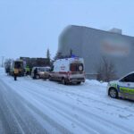 hafif ticari arac park halindeki kamyona carpti 2 oldu 1427e42cfa4c